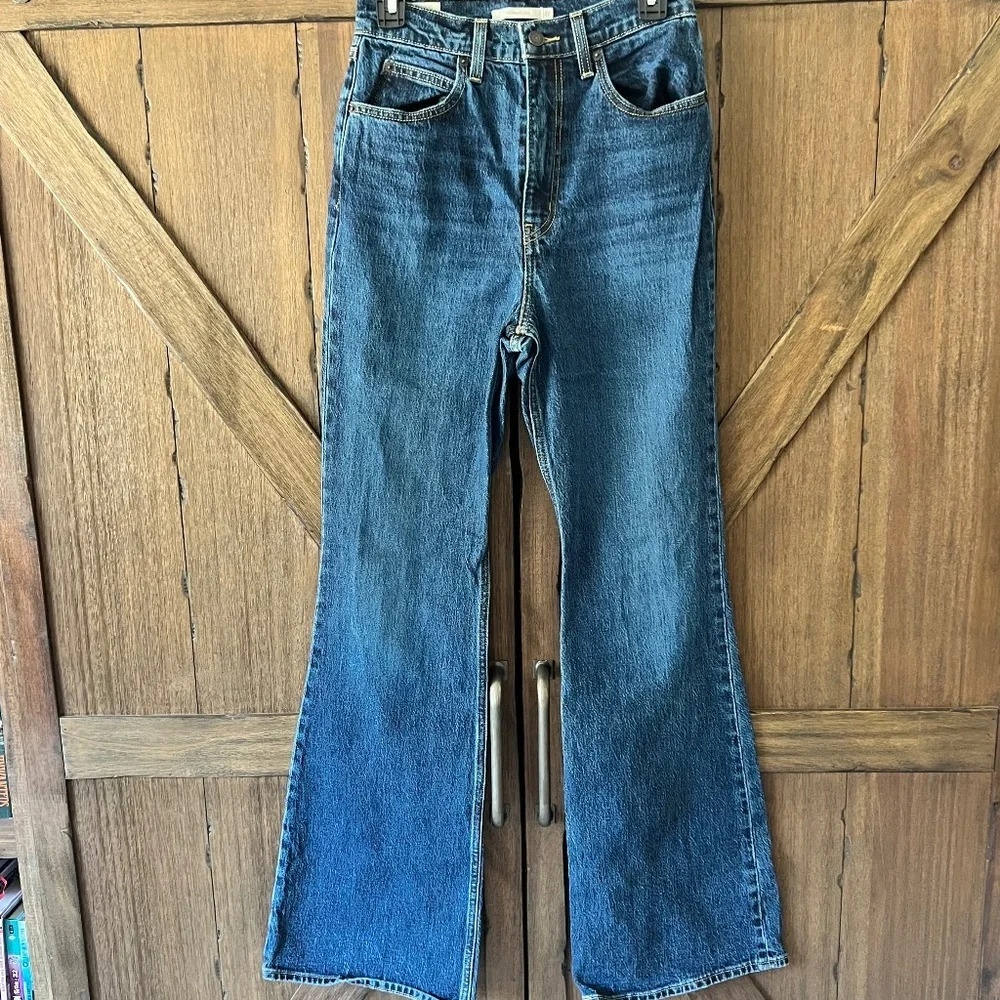Levi's Premium 70's High Flare Dark Wash Denim Size 27x34